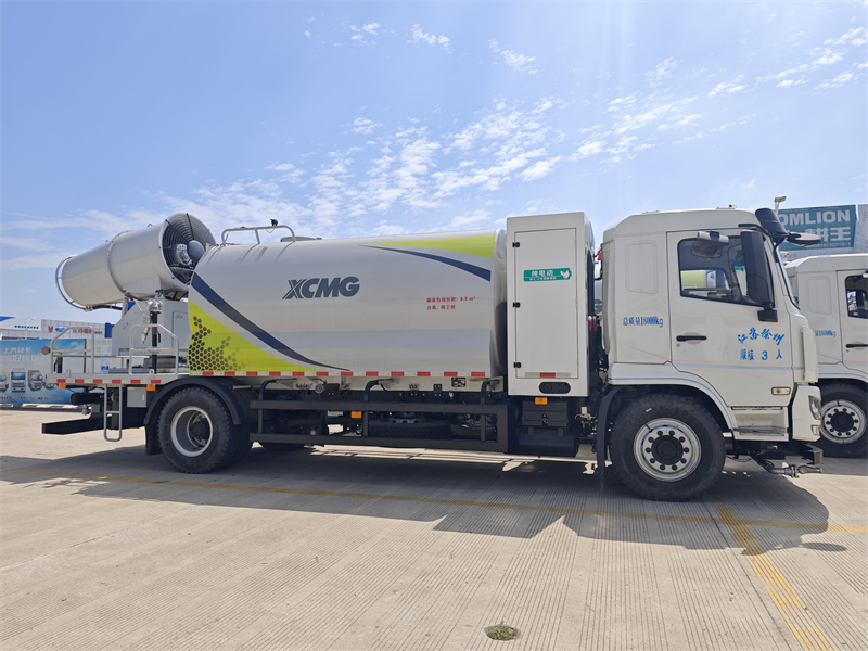 全新6臺(tái)純電動(dòng)100米抑塵車(chē)簽約成功，發(fā)車(chē)......